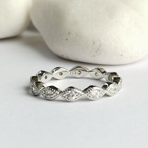 Sterling Silver CZ eternity  band ring sz 7 🆕